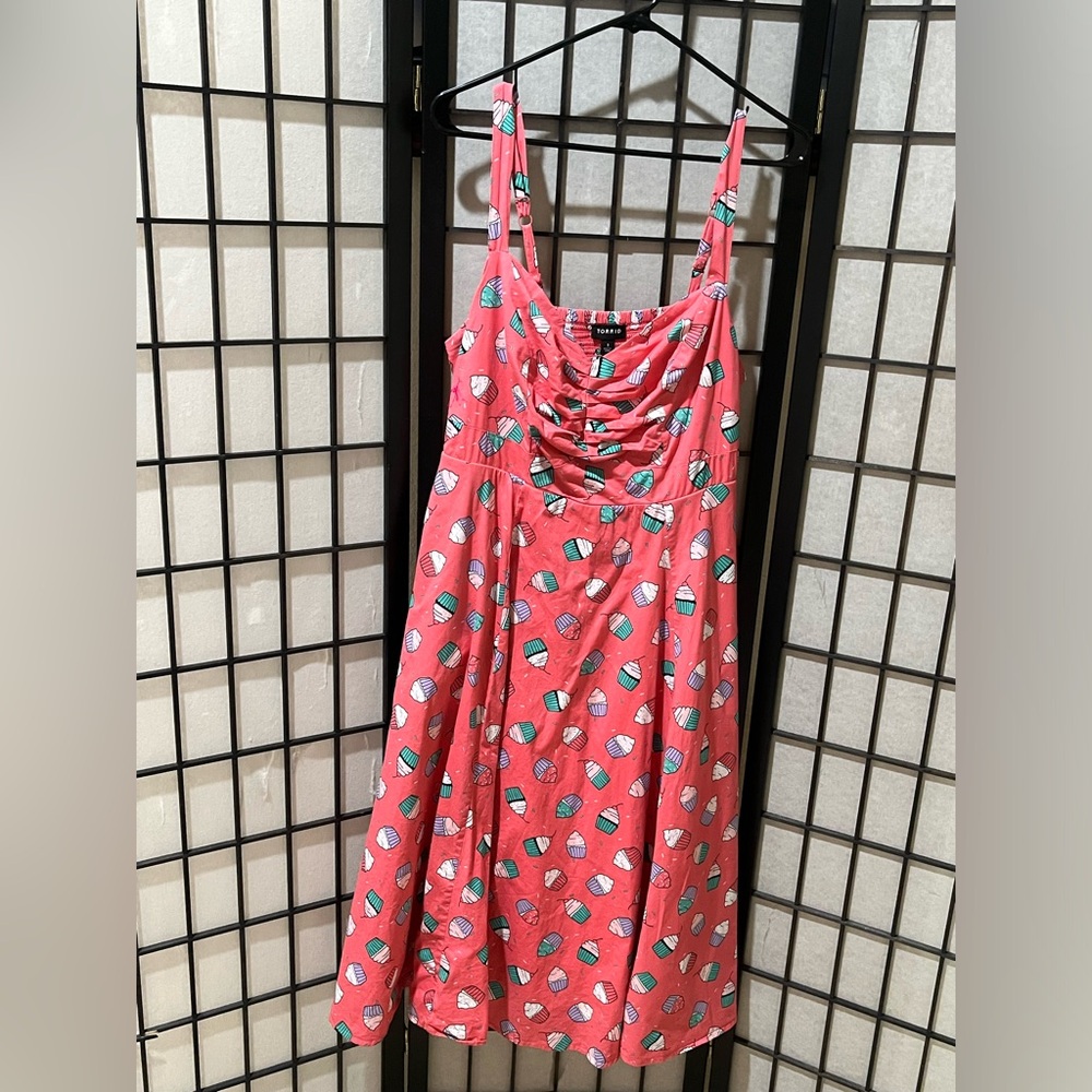 torrid Coral Cupcake Print Sundress with Teal & Lavender Accents TORRID SIZE 1 - Picture 3 of 13